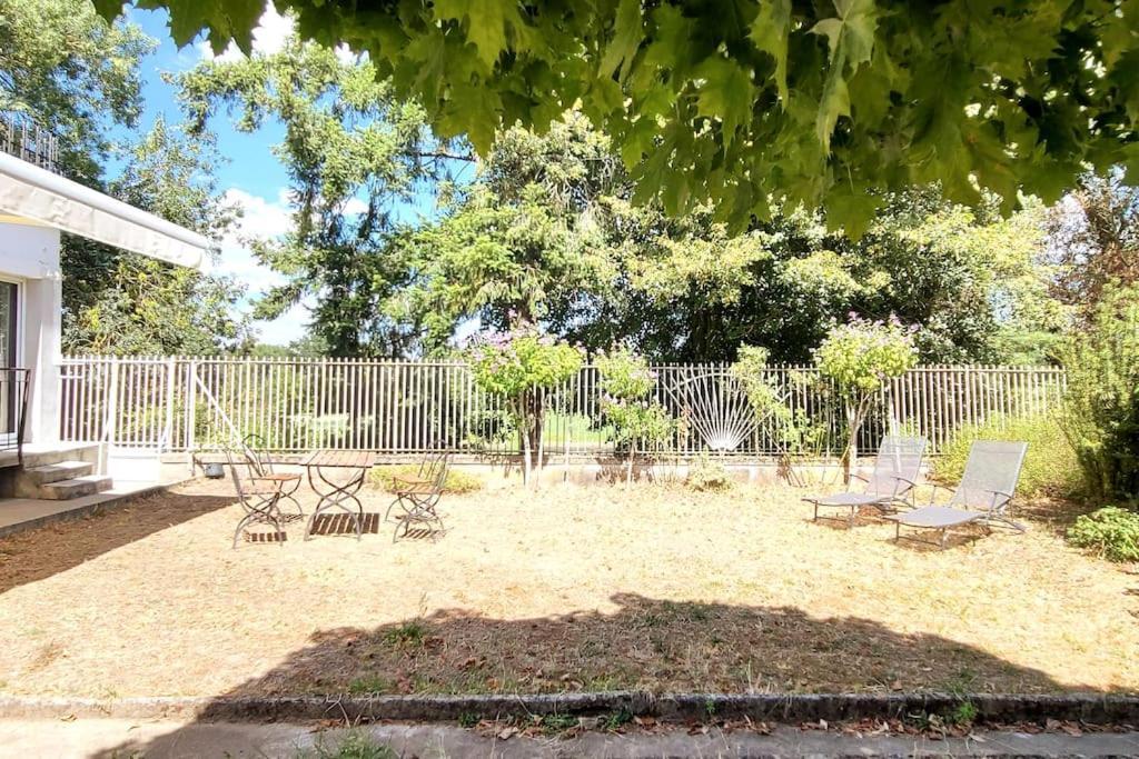 Le Bois Flotté - Maison au cœur de la Loire entre ville et nature Saumur Extérieur photo